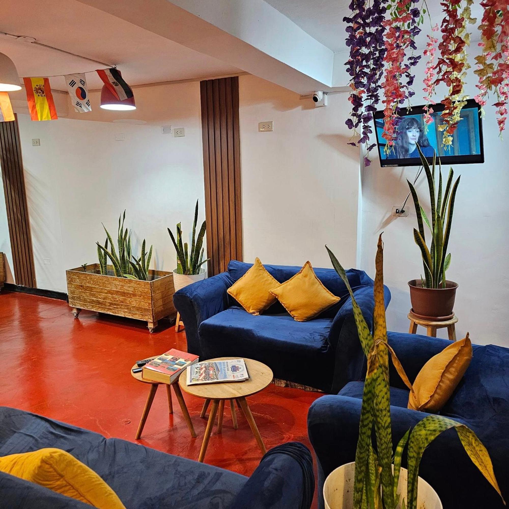 Lima Airport Hostel With Free Airport Pick Up Кальяо Экстерьер фото