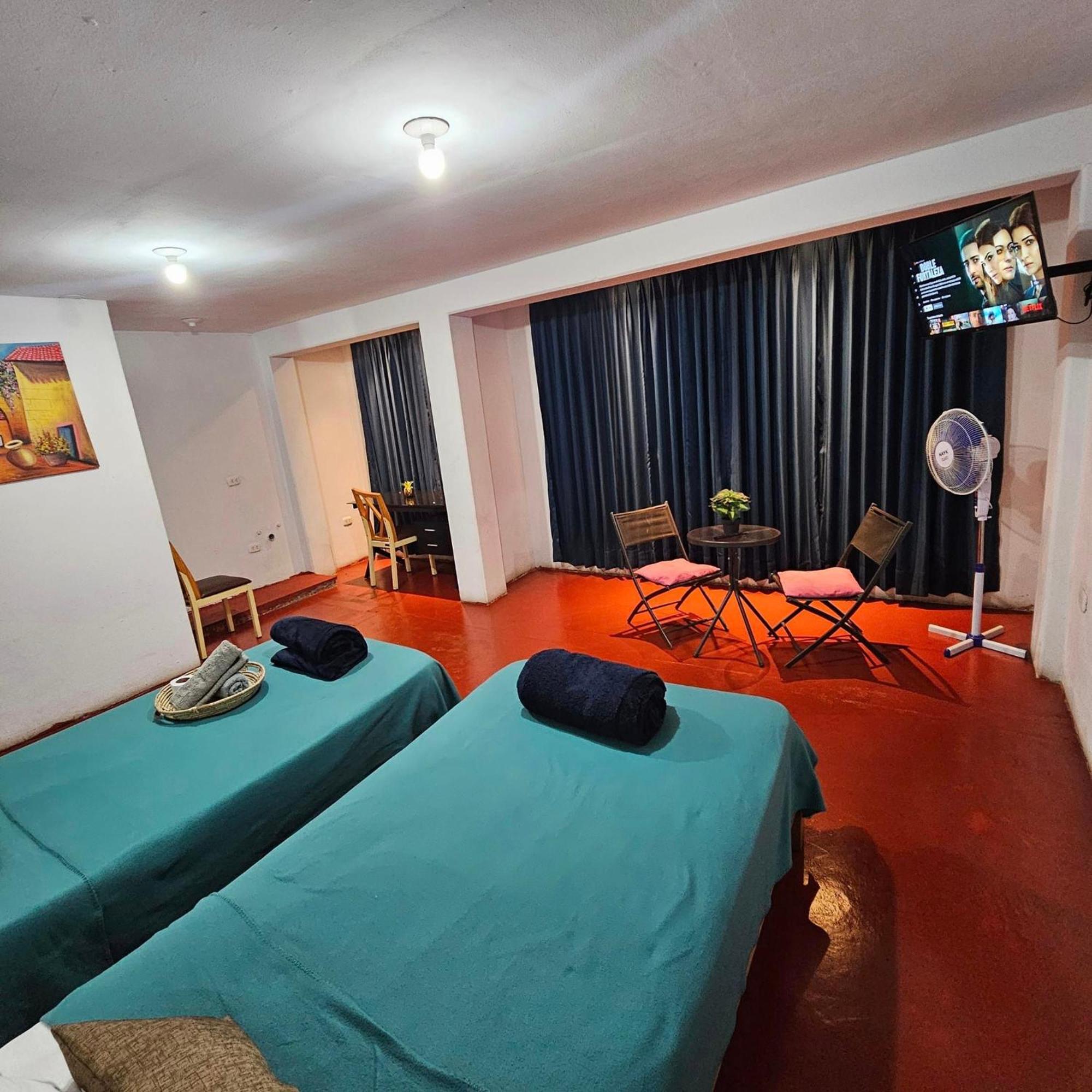 Lima Airport Hostel With Free Airport Pick Up Кальяо Экстерьер фото