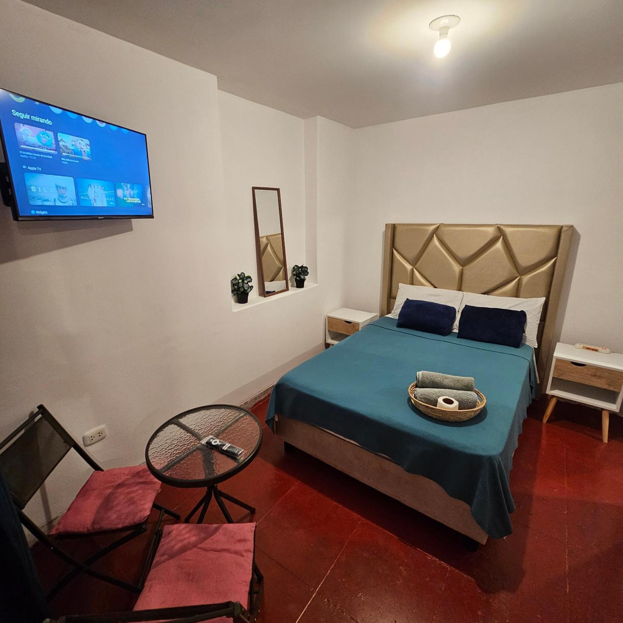 Lima Airport Hostel With Free Airport Pick Up Кальяо Экстерьер фото